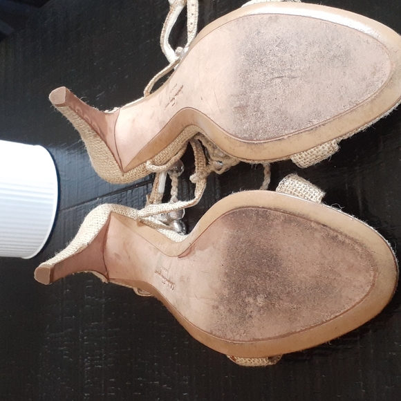 SALVATORE FERRAGAMO HEELS - Picture 10 of 13